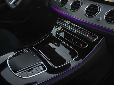 Mercedes Classe E 220 AMG-Line — photo 17