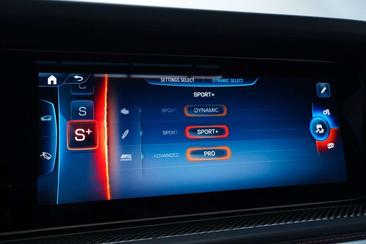 Mercedes GLS — photo 15