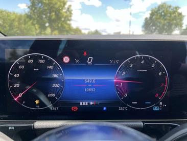 Mercedes GLA 200 — photo 12