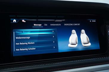 Mercedes GLS — photo 17
