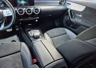 Mercedes Classe A 250 Night Edition — photo 23