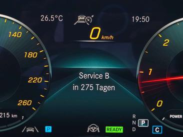 Mercedes Classe E 220 AMG-Line — photo 34