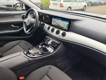Mercedes Classe E 300 Avantgarde — photo 17