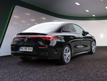 Mercedes CLA 180 AMG Line — photo 3