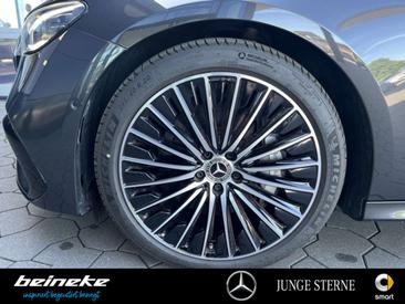 Mercedes Classe E 300 Night Edition — photo 15