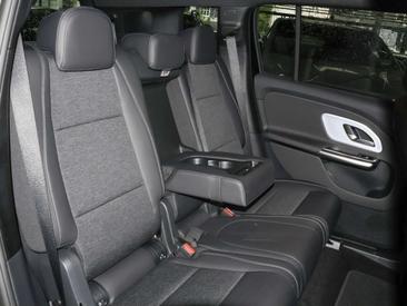 Mercedes GLB 200 NIGHT — photo 4