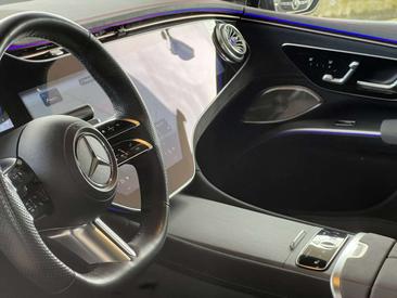 Mercedes EQS 450+ — photo 4