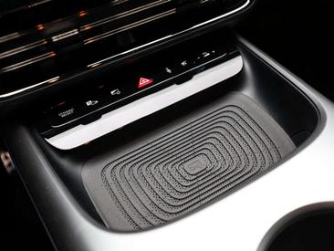 Mercedes CLA 180 AMG Line — photo 13