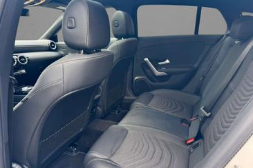 Mercedes CLA 180 — photo 8