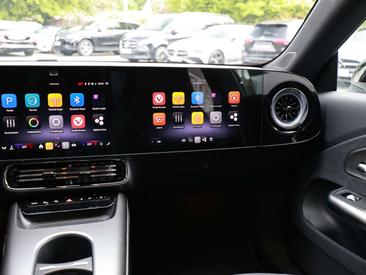 Mercedes CLA 200 AMG Line — photo 9