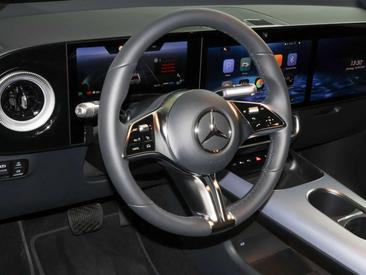 Mercedes GLB 200 NIGHT — photo 12