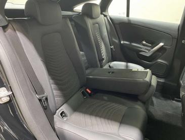 Mercedes CLA 180 — photo 8