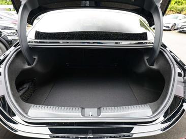 Mercedes CLA 180 AMG Line — photo 31