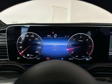 Mercedes GLS 450 — photo 19