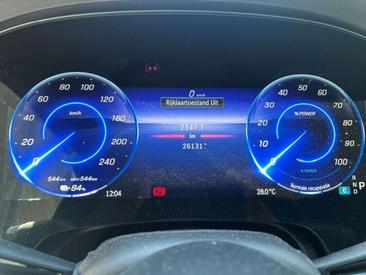 Mercedes EQS 450+ — photo 22
