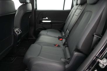 Mercedes EQB 250 Premium — photo 20