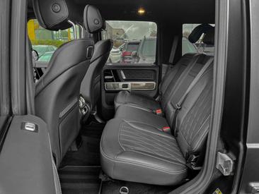 Mercedes GLS — photo 12