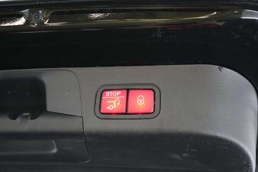 Mercedes EQB 250 Premium — photo 24