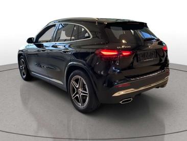 Mercedes GLA 200 AMG Line — photo 6