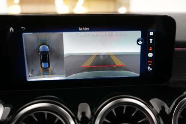 Mercedes EQB 250 Premium — photo 32