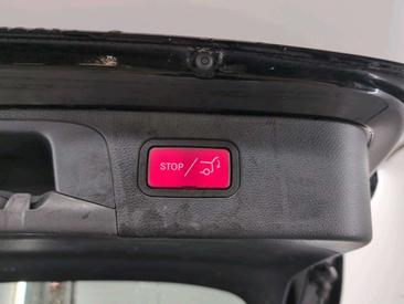Mercedes GLC 200 — photo 10