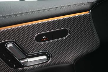 Mercedes CLA 250 Business — photo 22