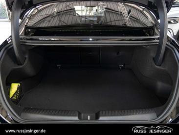Mercedes CLA 200 AMG Line — photo 4