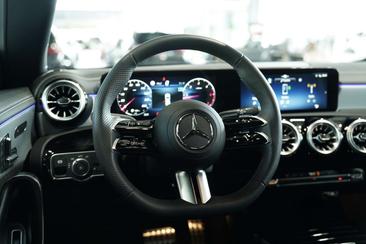 Mercedes CLA 200 AMG Line — photo 40