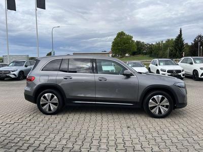 Mercedes EQB 250