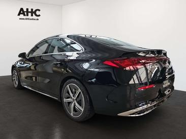 Mercedes CLA 180 AMG Line — photo 4