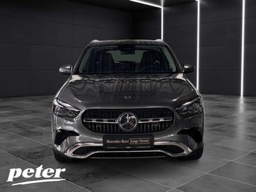 Mercedes GLA 180 — photo 2