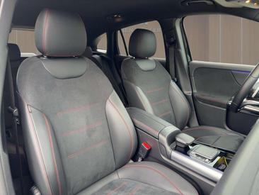 Mercedes GLA 250 AMG Line — photo 18
