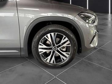 Mercedes GLA 180 — photo 5