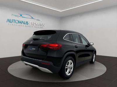 Mercedes GLA 200