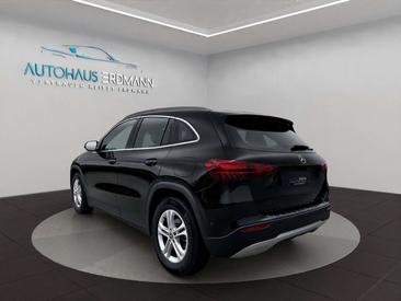 Mercedes GLA 200 — photo 4
