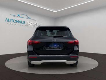 Mercedes GLA 200 — photo 6