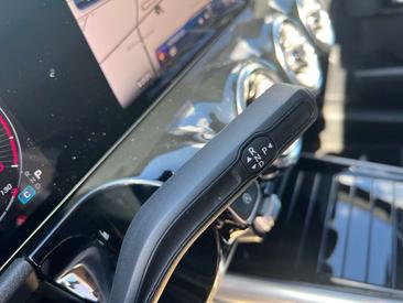 Mercedes GLA 200 AMG Line — photo 16