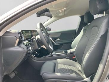 Mercedes CLA 180 — photo 9