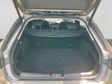 Mercedes CLA 180 — photo 16