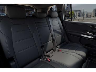 Mercedes EQB 250 — photo 10