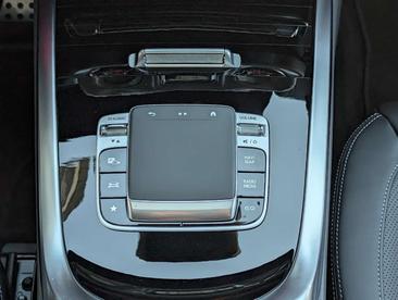 Mercedes Classe G 580 — photo 23