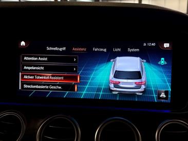 Mercedes Classe E 220 — photo 32