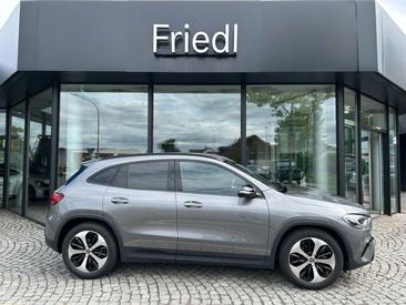 Mercedes GLA 200 Night Edition — photo 2