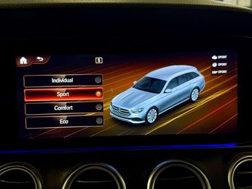 Mercedes Classe E 220 — photo 36