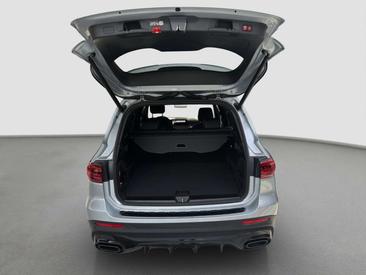 Mercedes GLB 200 Night Edition — photo 14