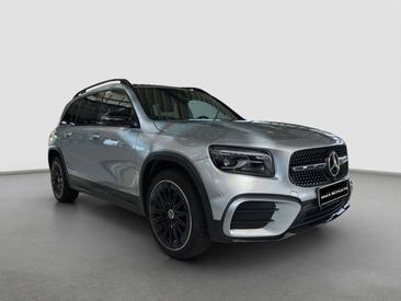 Mercedes GLB 200 Night Edition — photo 17