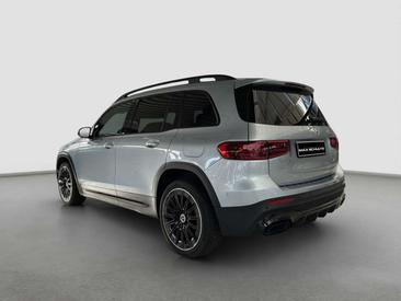 Mercedes GLB 200 Night Edition — photo 19