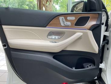 Mercedes GLE 400 Night Edition — photo 5