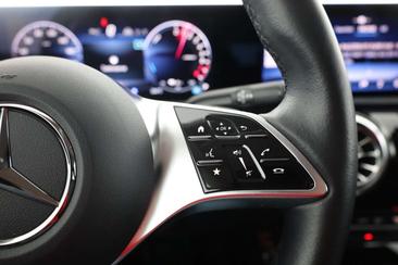 Mercedes CLA 250 — photo 16