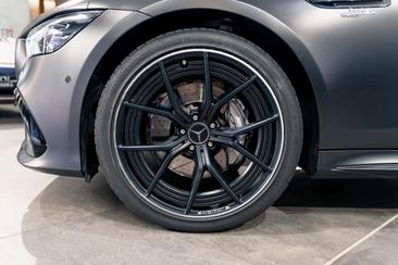 Mercedes AMG GT 43 — photo 4